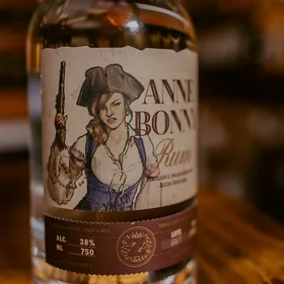 Rum Anne Bonny Zucchi - Cachaça.com.br